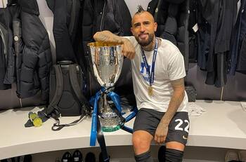 "No se cansa de campeonar": prensa argentina destacó el palmarés de Arturo Vidal luego de un nuevo título