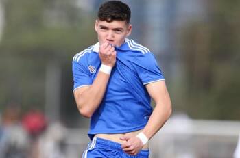 VIDEO | El golazo de Agustín Arce que puso en ventaja a la U ante Huachipato en la final del Campeonato de Proyección 2022