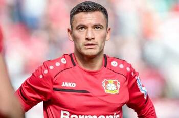 Bayer Leverkusen vs Augsburgo: Hora y dónde ver hoy a Charles Aránguiz por TV y EN VIVO online