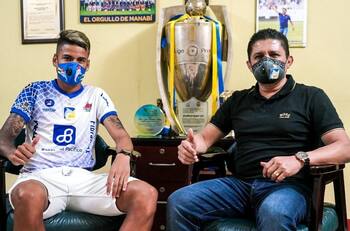 Es lateral y viene desde Ecuador: Colo Colo ya aseguró su primer "refuerzo" extranjero