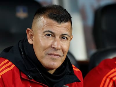 ¿Lo pagarán? El nuevo monto por el que Jorge Almirón está dispuesto a irse de Colo Colo