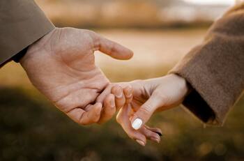 Guía para tener una relación a distancia y no morir en el intento