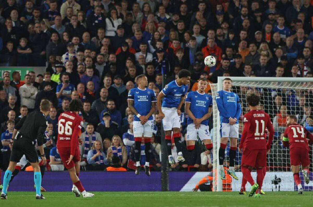 VIDEO l El impresionante gol de tiro libre de Trent Alexander-Arnold para Liverpool en Champions League