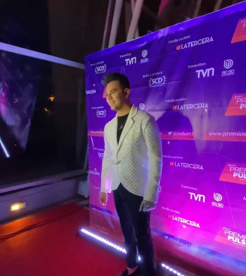Jordan en la alfombra roja. Créditos: Instagram.