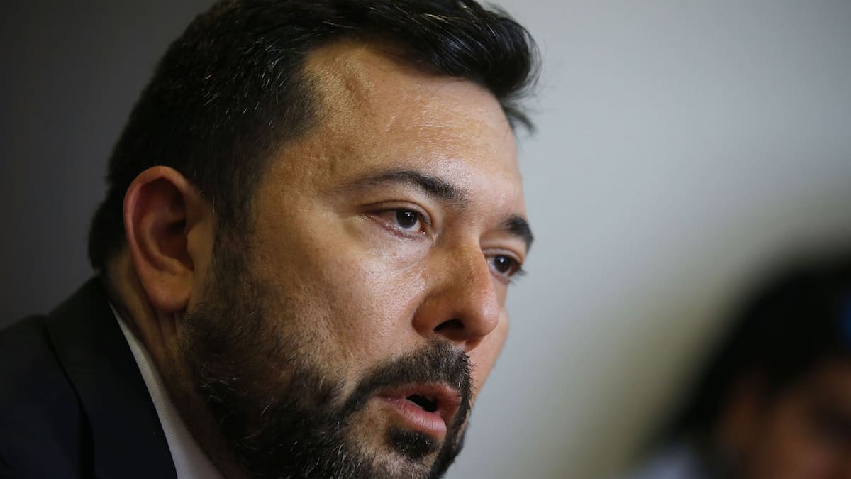 Formalizan a fiscal Bufadle: Es acusado de abuso sexual por sorpresa