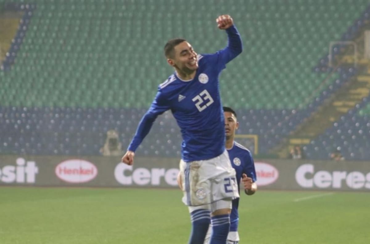 El golazo de Miguel Almirón en la victoria de Paraguay sobre Bulgaria