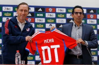 Desde Colo Colo aprueban la llegada de Luis Mena a La Roja: “Espero que le vaya bien”