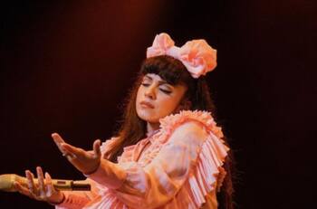 "Es la primera vez y siento pudor, pero soy valiente": Mon Laferte reveló que nuevo disco incluirá canciones en inglés