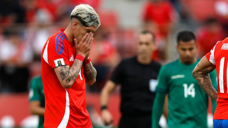 Gareca atenta contra los planes de Almirón: Colo Colo perderá a cuatro titulares para la lucha por el título