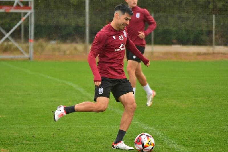 Tomás Alarcón ha jugado ya en tres equipos del fútbol español. (Foto: FC Cartagena)
