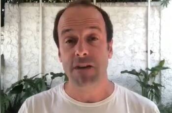 “Es muy bonito para todos ver que ellos se reconcilien": Stefan Kramer se refiere al abrazo de Vidal y Bravo