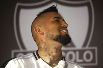 Arturo Vidal no tiene piedad con el Real Madrid y se burla tras la goleada del Barcelona en el Clásico