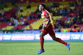 Sebastián Vegas abandonaría Mazatlán FC para reforzar la defensa de Monterrey