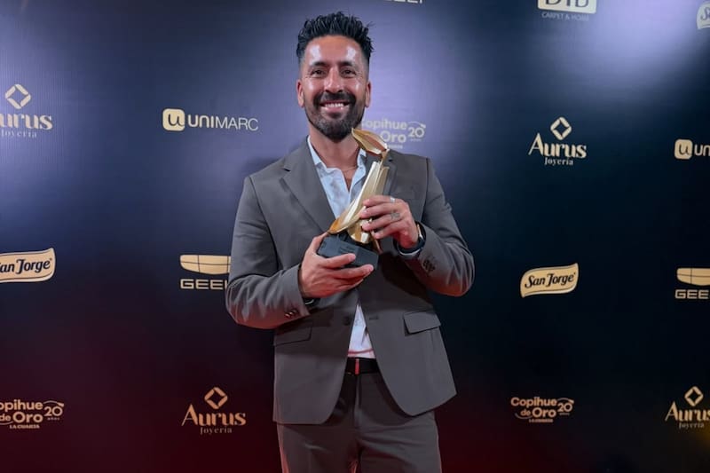 El rostro de TNT Sports dejó TST. Foto: Instagram Cristián Basaure