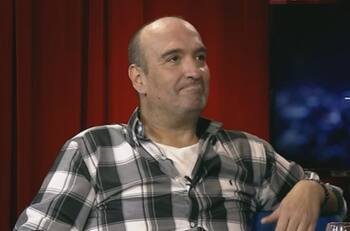 Reaparece Arturo Walden, "El Kiwi", pero no en televisión: Es candidato a Concejal