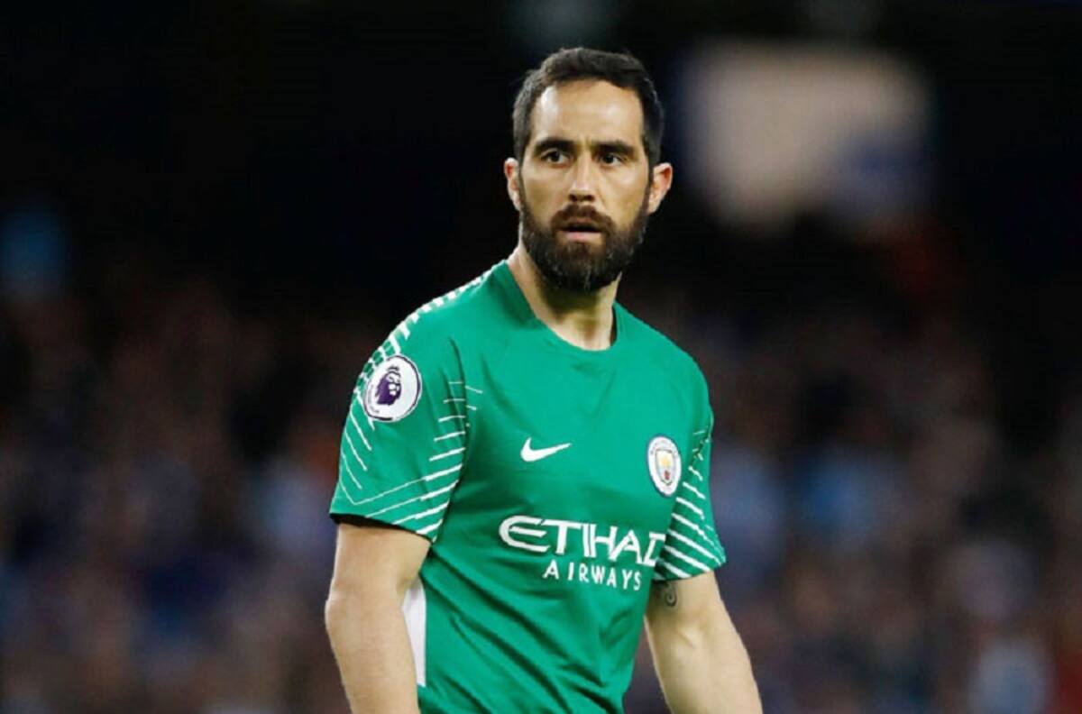 Celtic inclinaría la balanza por Claudio Bravo para la próxima temporada