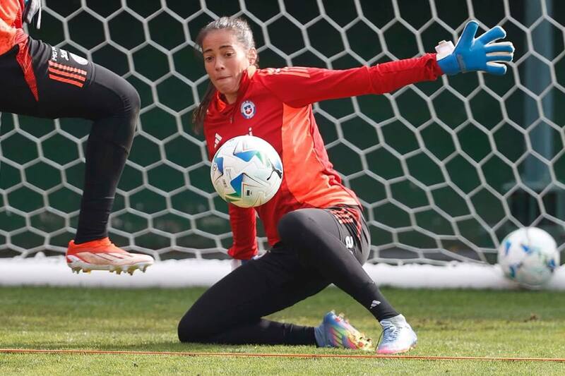 La arquera adelantó su visión de las eliminatorias mundialistas. Foto: Instagram Ryann Torrero.