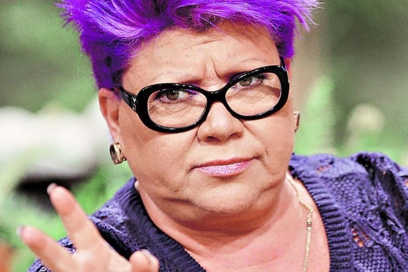 La cantante acusa persecución política por partes de Michelle Bachelet y Gabriel Boric.