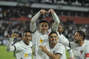 El fichaje internacional que quiere Colo Colo para asegurar la llegada de su nuevo entrenador