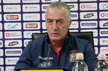 Gustavo Alfaro rompe el silencio y habló sobre la denuncia de La Roja en contra de Byron Castillo