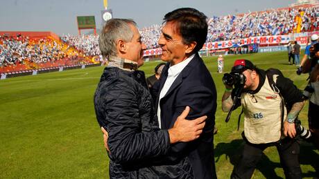 Fue campeón en la UC, en Argentina y ya lo llamaron: nuevo candidato a la banca de la U