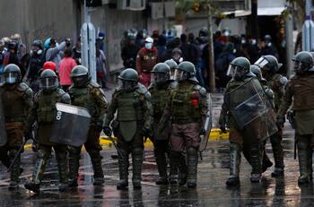 Por torturas durante el Estallido Social: condenan a dos excarabineros a cuatro años de presidio