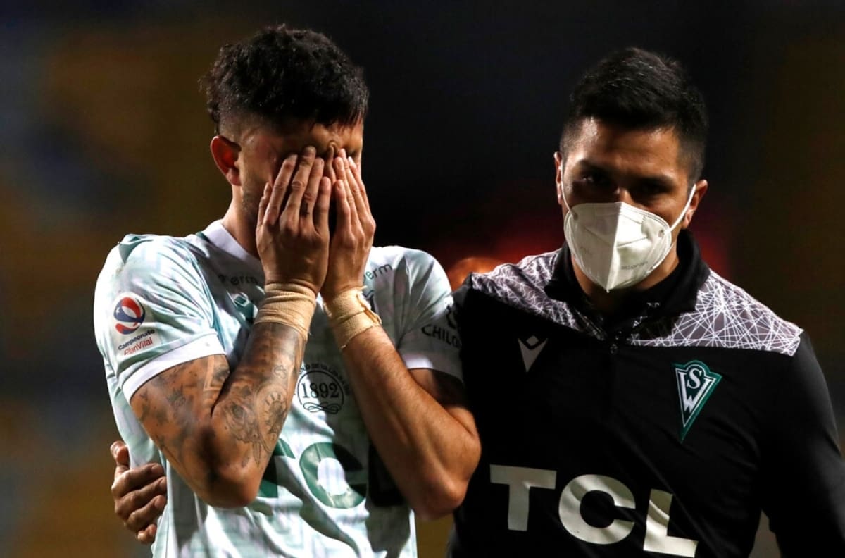 Video: Daniel González no pudo contener el llanto tras perder el Clásico Porteño ante Everton