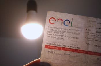 Durará 6 horas: Enel confirma corte de luz en la Región Metropolitana para este domingo 5 de abril