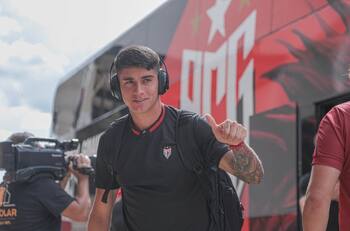 Ángelo Araos toma drástica decisión con su carrera y deja Brasil