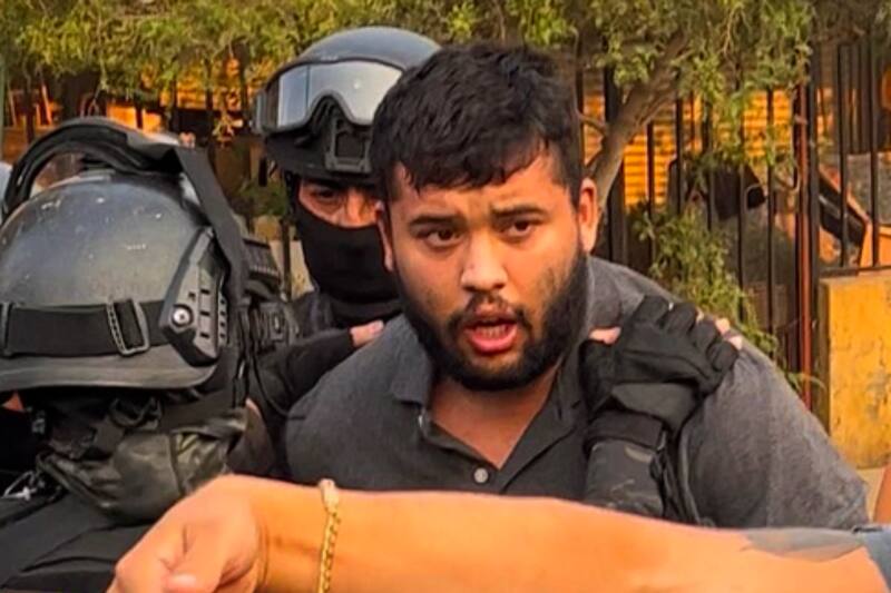 El sujeto es el principal sospechoso en el homicidio del comisario Valdés. Créditos: ATON