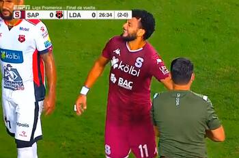 ¡No mires el dedo! La escalofriante lesión en la final del torneo de Costa Rica