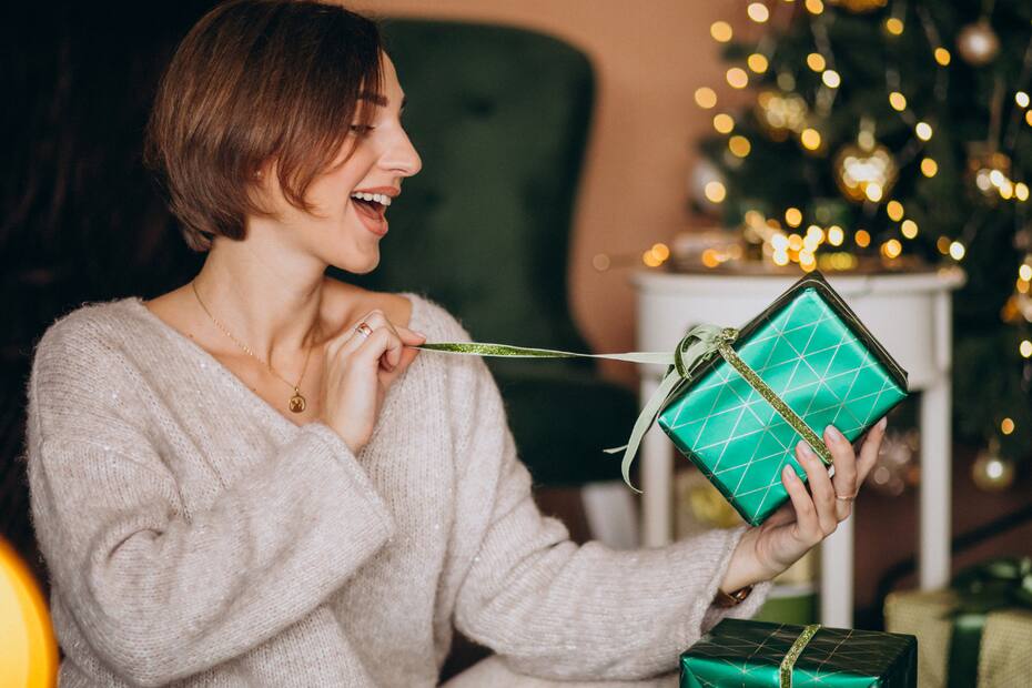 Desde teléfonos hasta accesorios, hay varias opciones en oferta para regalar en Navidad.