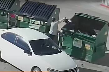 VIDEO | Madre arrojó a su bebé recién nacida a la basura: fue rescatada con vida tras seis horas