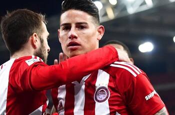 La polémica salida de James Rodríguez en Grecia y sus posibles destinos