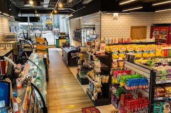 Cadena de minimarkets invertirá casi mil millones y confirma nueve locales nuevos en la RM