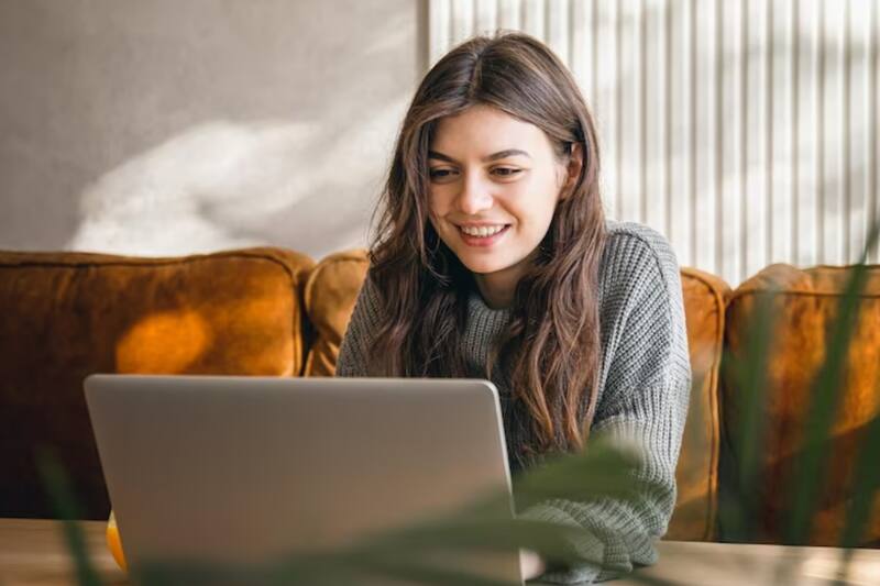 ¿Cómo puedo acceder a la plataforma?. Créditos: Freepik