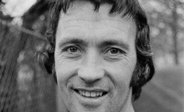 La surrealista historia del futbolista que terminó su carrera porque un perro lo lesionó en pleno partido