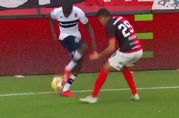 El increíble lujo que realizó el venezolano Jan Hurtado en Argentina