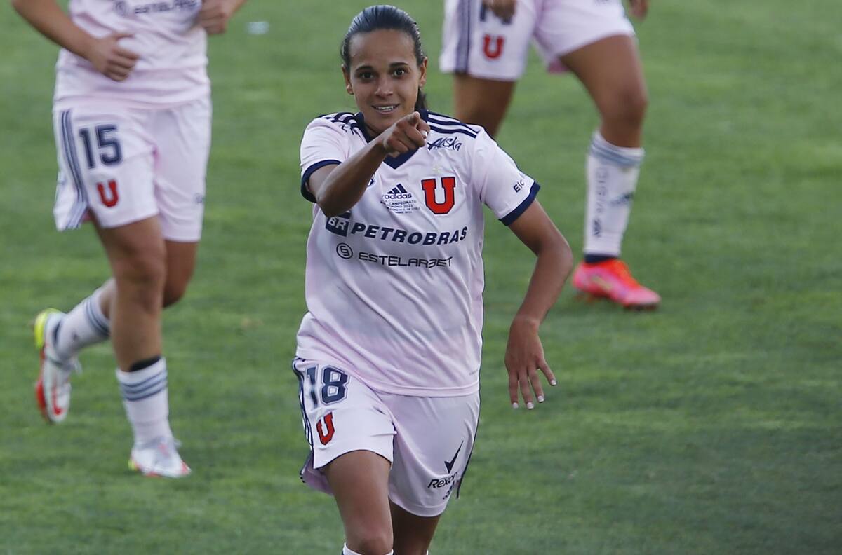 Entrevista| Bárbara Sánchez, la heroína de la U campeona pide más fútbol por TV y envía mensaje al club