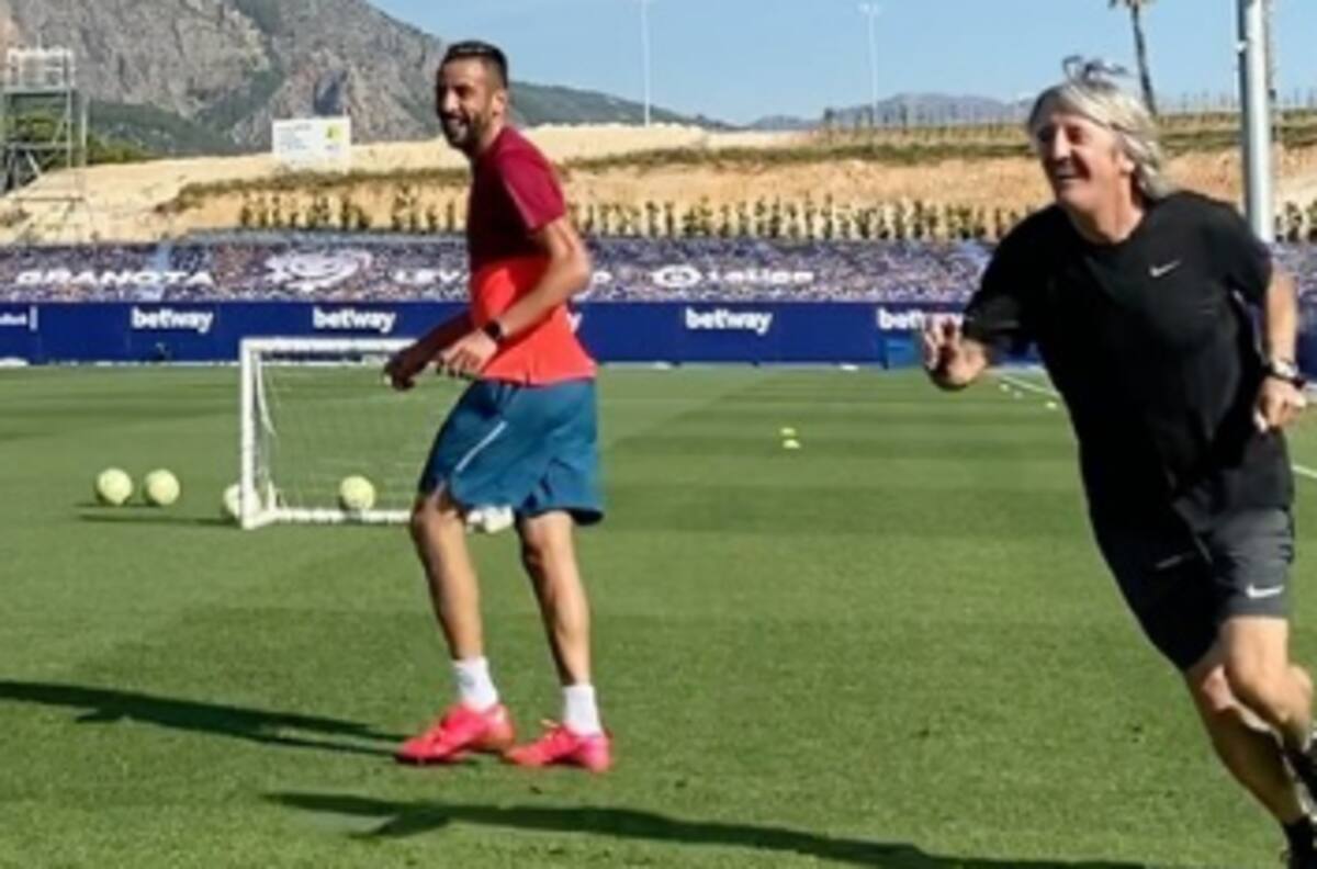 El cotizado Mauricio Isla recibe ultimátum de Boca mientras entrena por su cuenta en España