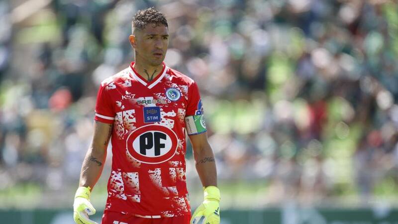 El experimentado arquero define su llegada a Unión Española.