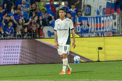 “Luciano Cabral tiene una calidad enorme, sus jugadas son vistosas, pero poco efectivas”