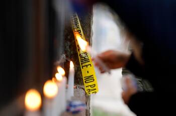 Tío de hermanos asesinados afirma que sospechoso asistió al funeral vestido de mujer