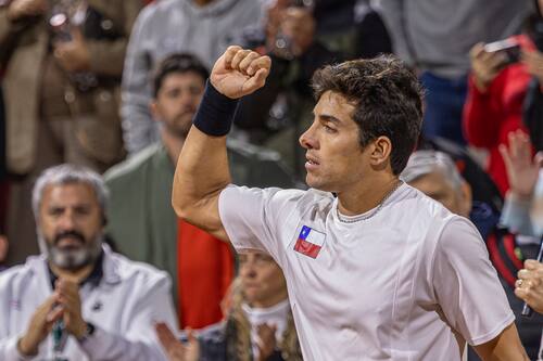 El chileno ganó, descansó un poco... y volvió a ganar para clasificar a semifinales. Foto: Felipe Escobedo