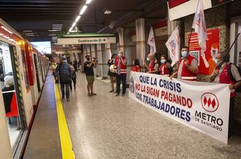 A planificarse: Sindicato del Metro de Santiago anunció un paro para este miércoles