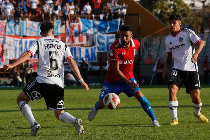 Mauricio Isla gusta en Colo Colo para llenar la vacante que dejó Óscar Opazo por la banda derecha. (Foto: Agencia Aton)