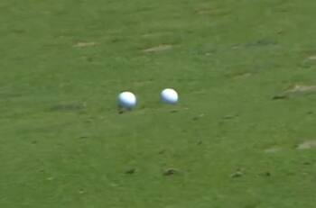 VIDEO | No pasa casi nunca en el golf: pelota golpeó la de un rival y la movió en el Canadian Open