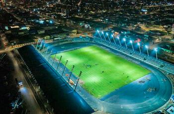 El estadio que costó 15 mil millones y que el fútbol chileno no puede utilizar hace 4 años