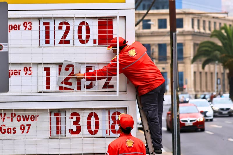 Los cambios propuestos por el gobierno hacia el mecanismo pueden afectar al bolsillo de los chilenos. Créditos: Aton Chile.