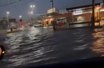 VIDEO | Huracán Blas deja grandes inundaciones en México: Encontraron dos cuerpos flotando en playa de Acapulco